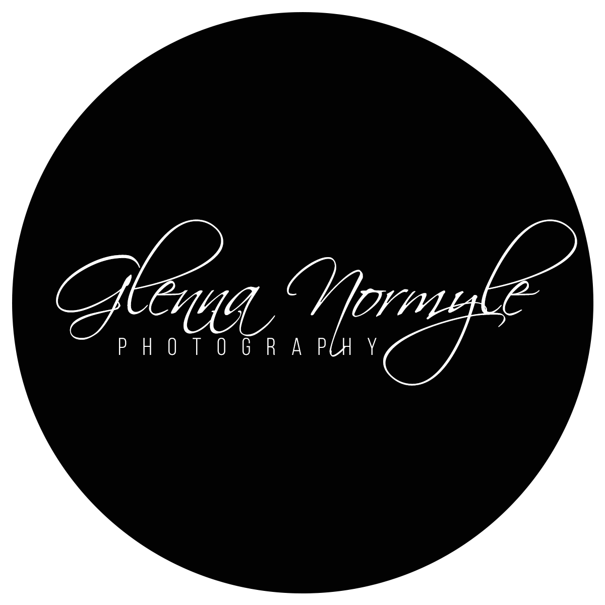 GlennaNormylePhotography logo